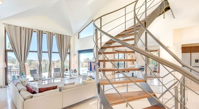 5 soveværelse Villa til salg i Mijas Costa, Mijas med swimmingpool garage - € 1.890.000 (Ref: 9824685)