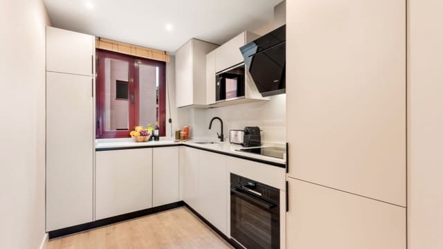 3 soverom Penthouse til salgs i Marbella med svømmebasseng garasje - € 400 000 (Ref: 9824689)