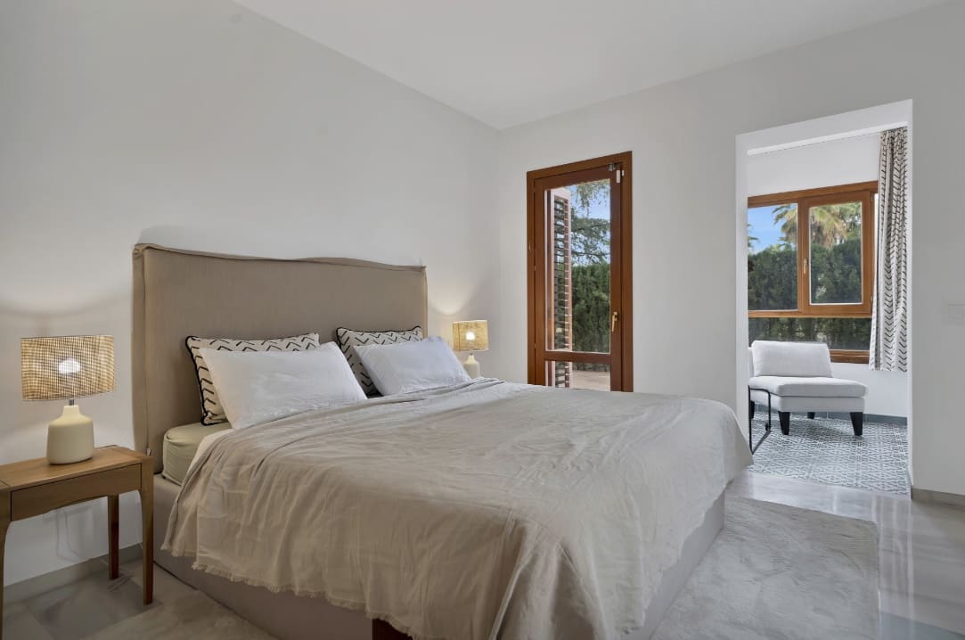2 slaapkamer Appartement te koop in Marbella met zwembad garage - € 890.000 (Ref: 9824690)