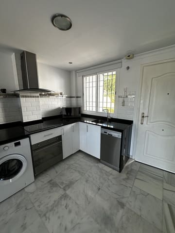 2 soveværelse Lejlighed til salg i Marbella med swimmingpool garage - € 460.000 (Ref: 9824693)