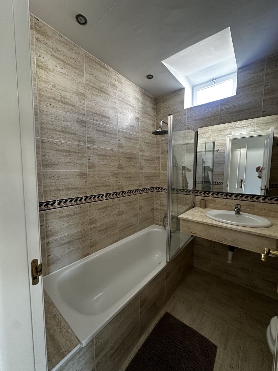 2 chambre Appartement à vendre à Marbella avec piscine garage - 460 000 € (Ref: 9824693)