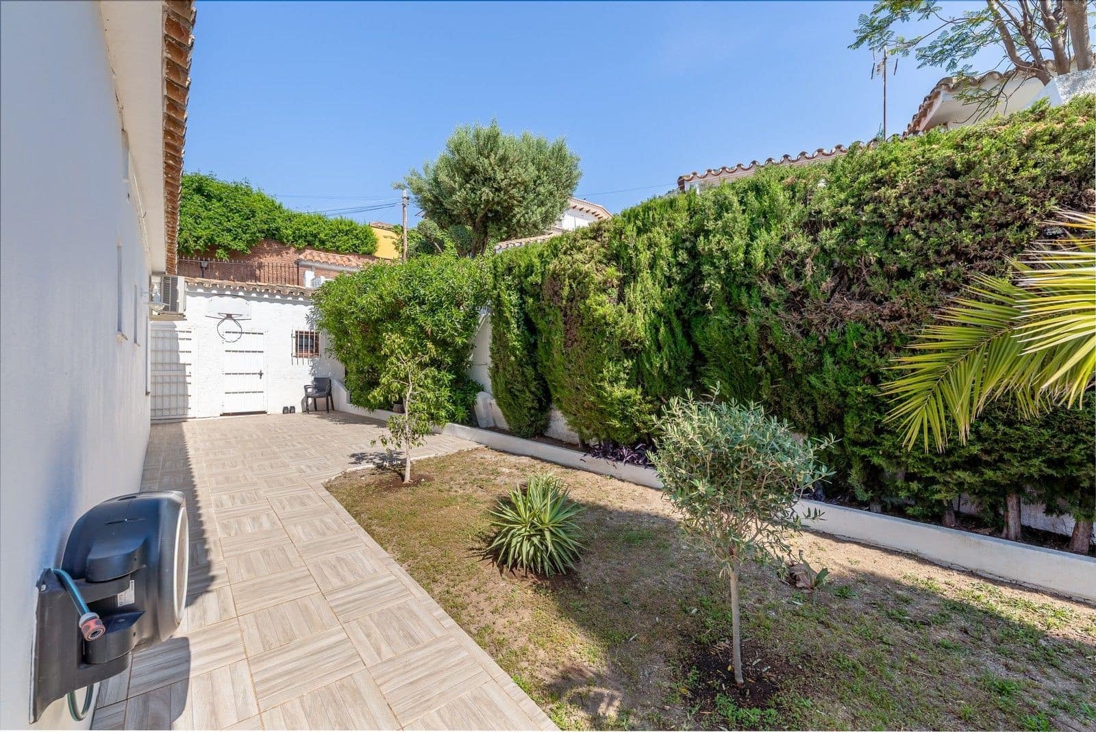 3 sypialnia Willa na sprzedaż w Benalmadena z basenem garażem - 799 999 € (Ref: 9830879)
