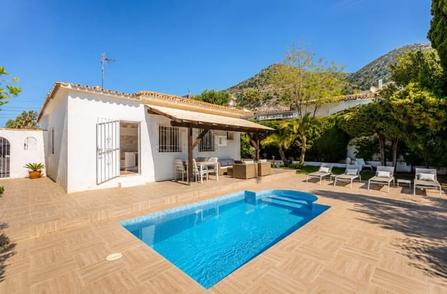 3 soveværelse Villa til salg i Benalmádena med swimmingpool garage - € 799.999 (Ref: 9830879)