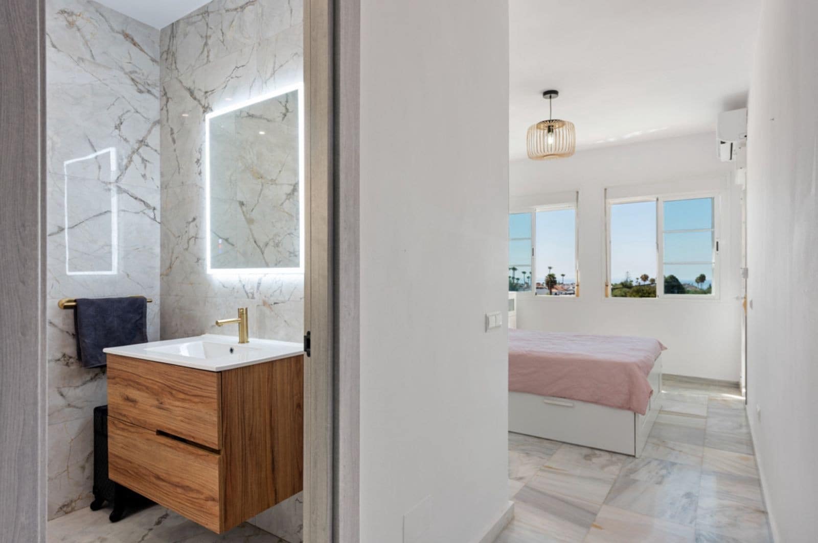 4 soverom Villa til salgs i Marbella med svømmebasseng garasje - € 795 000 (Ref: 9836023)