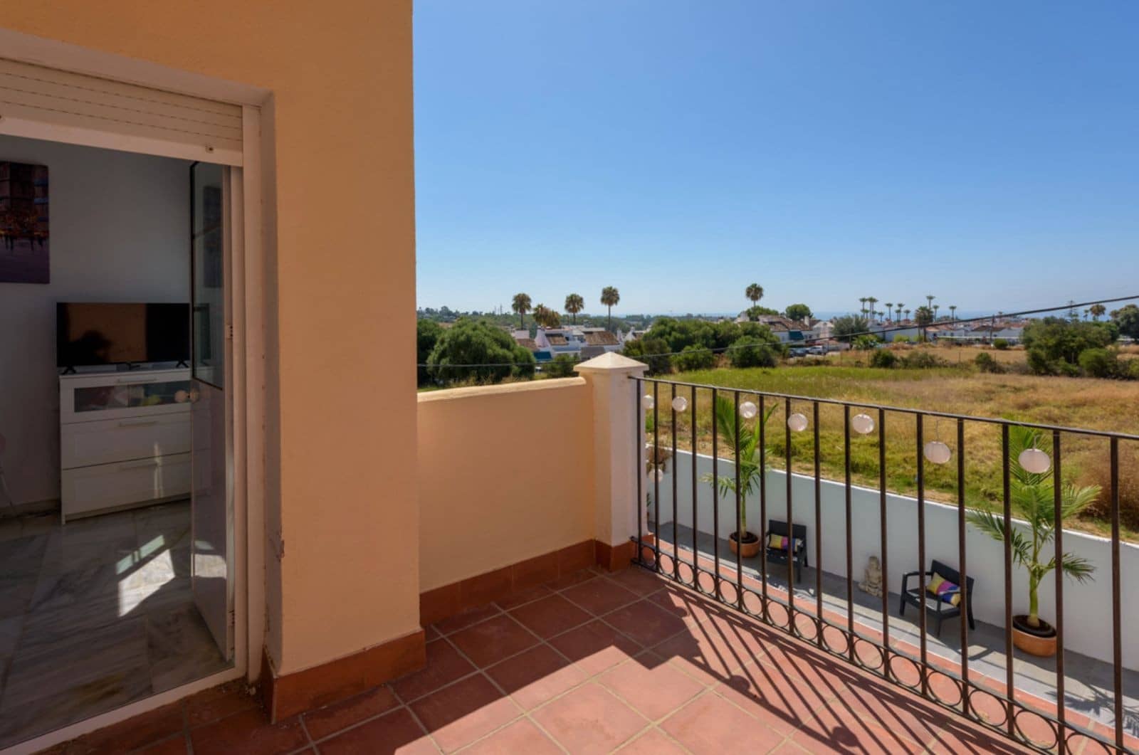 4 soverom Villa til salgs i Marbella med svømmebasseng garasje - € 795 000 (Ref: 9836023)