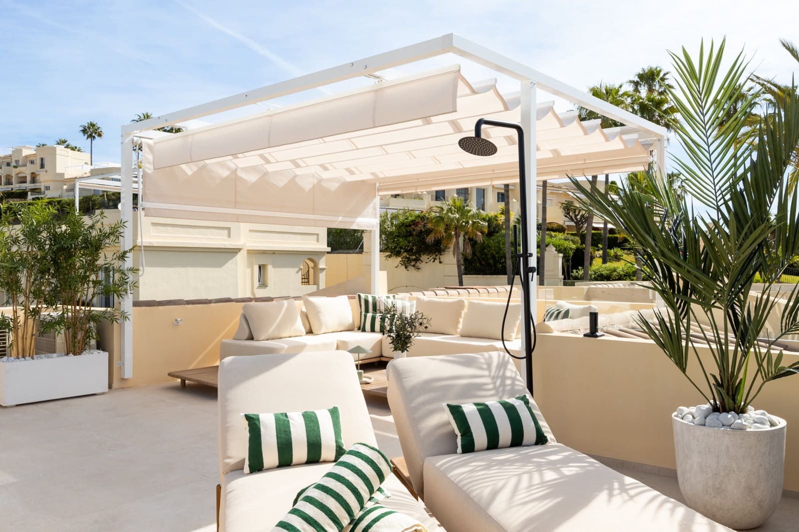 4 slaapkamer Huis te koop in Benahavis met zwembad garage - € 1.850.000 (Ref: 9836034)
