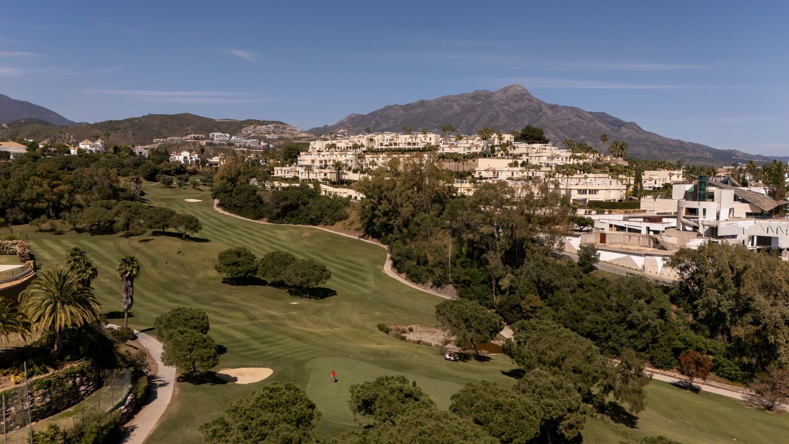 4 slaapkamer Huis te koop in Benahavis met zwembad garage - € 1.850.000 (Ref: 9836034)