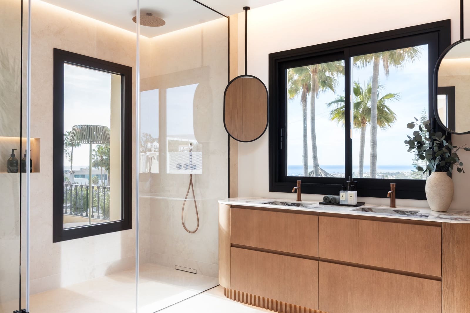 4 slaapkamer Huis te koop in Benahavis met zwembad garage - € 1.850.000 (Ref: 9836034)