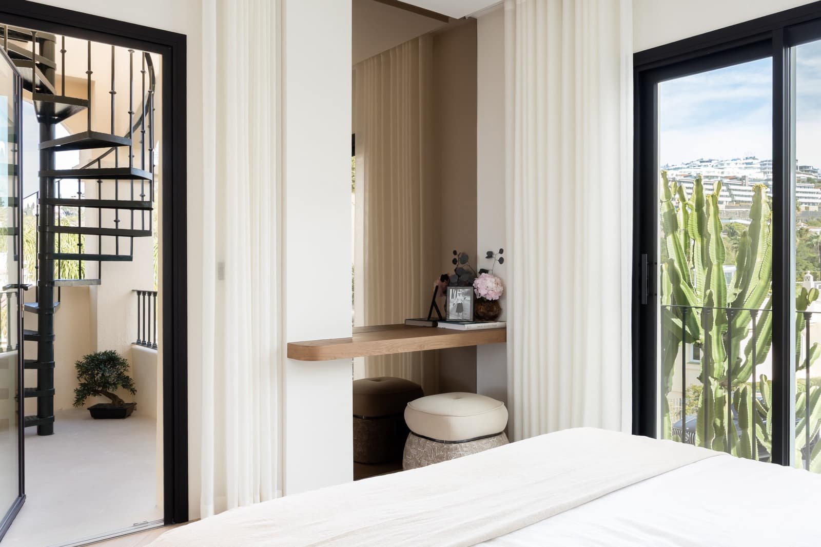 4 slaapkamer Huis te koop in Benahavis met zwembad garage - € 1.850.000 (Ref: 9836034)