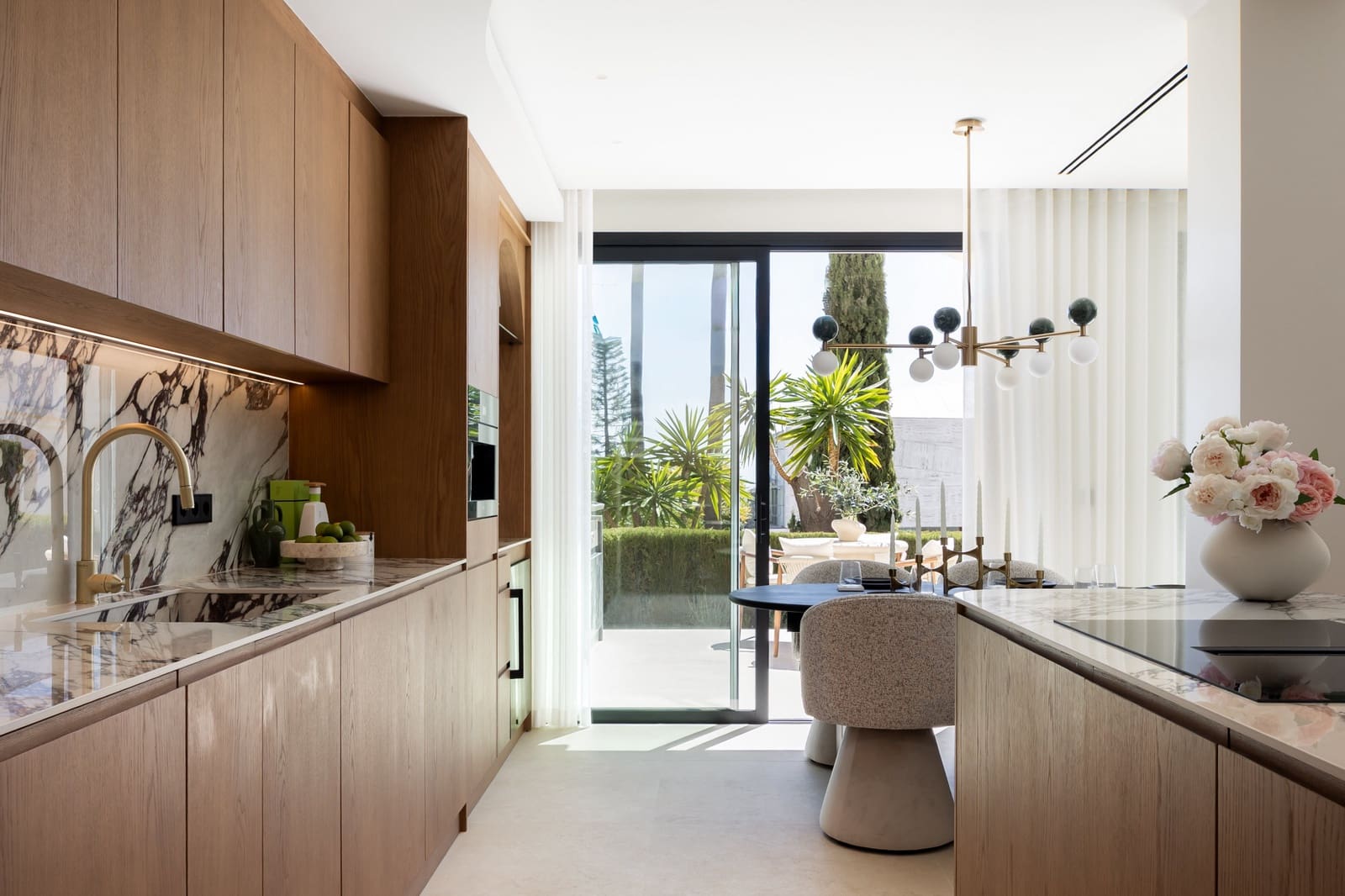 4 slaapkamer Huis te koop in Benahavis met zwembad garage - € 1.850.000 (Ref: 9836034)
