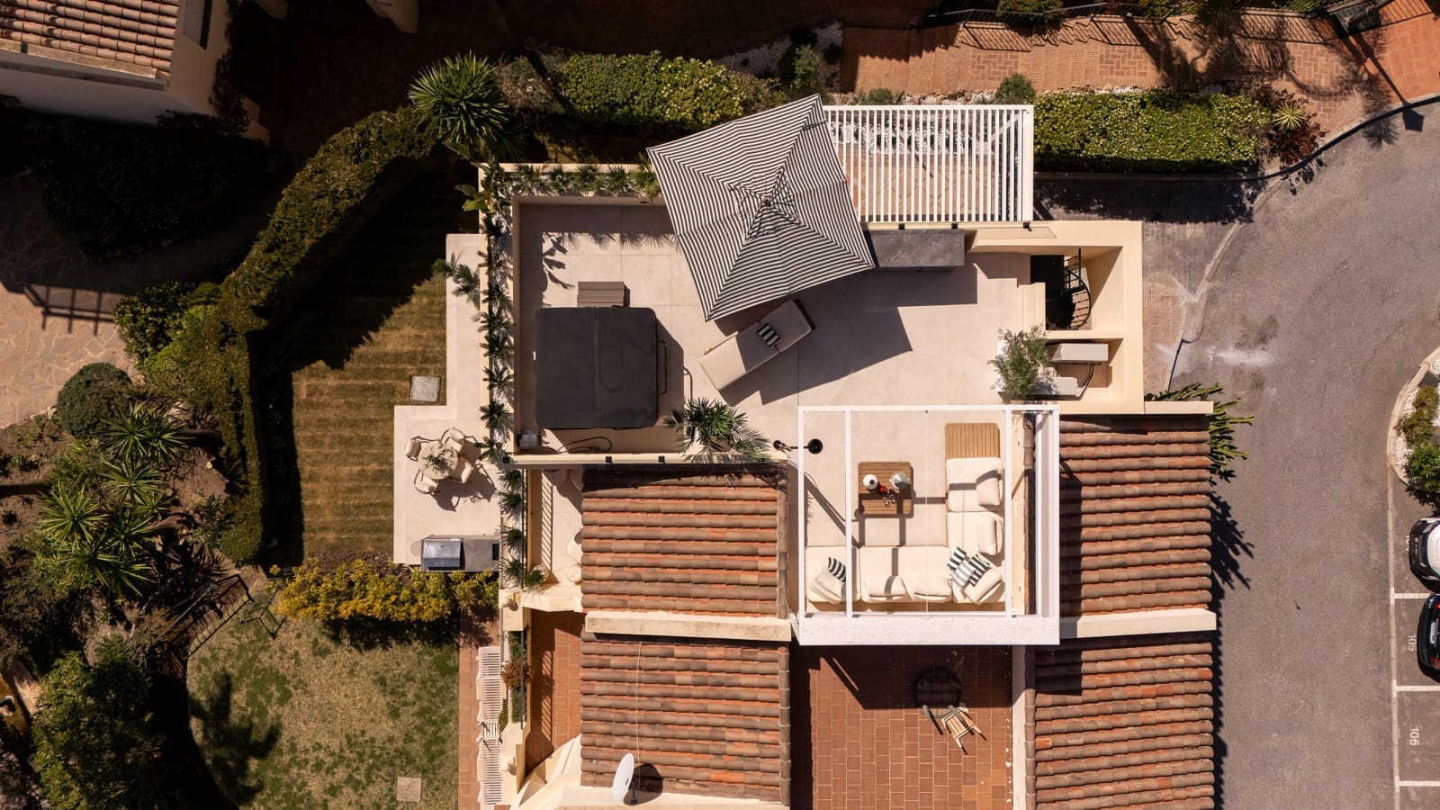 4 slaapkamer Huis te koop in Benahavis met zwembad garage - € 1.850.000 (Ref: 9836034)