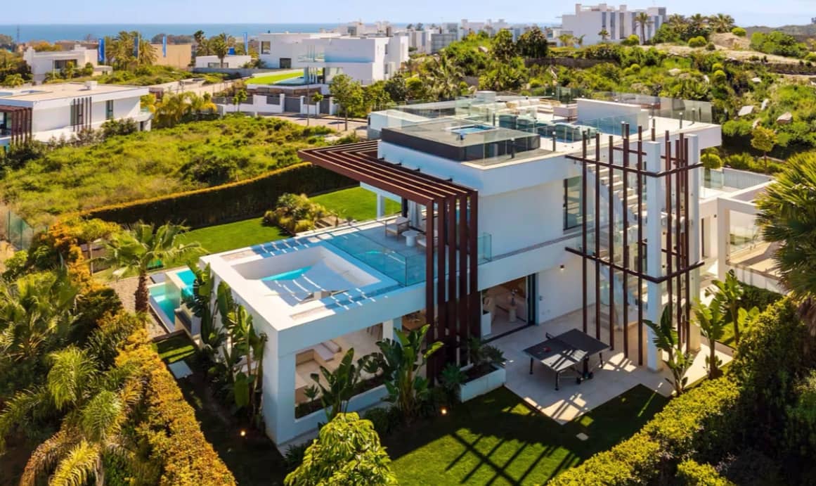 5 sovrum Villa till salu i Marbella med pool garage - 2 595 000 € (Ref: 9845116)