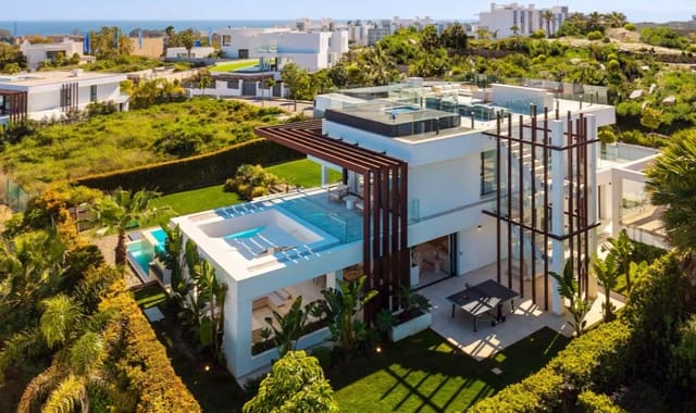5 sovrum Villa till salu i Marbella med pool garage - 2 595 000 € (Ref: 9845116)