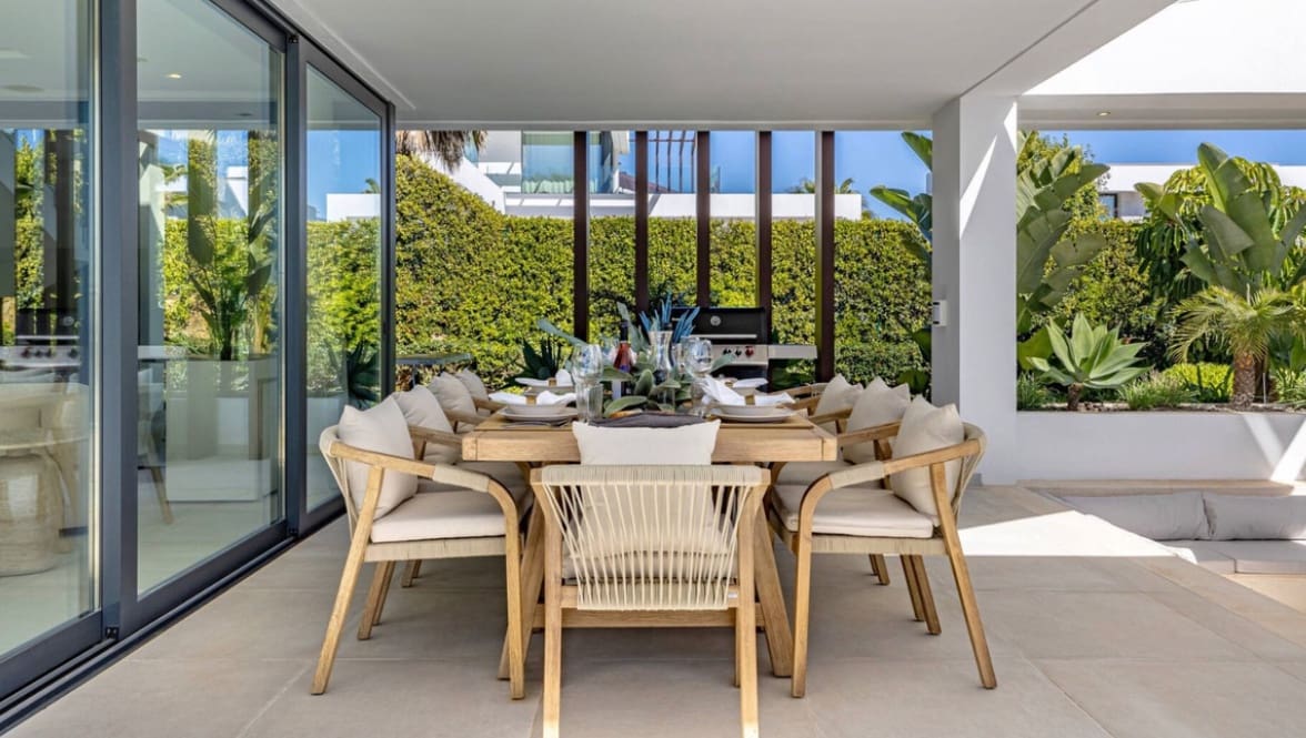 5 sovrum Villa till salu i Marbella med pool garage - 2 595 000 € (Ref: 9845116)