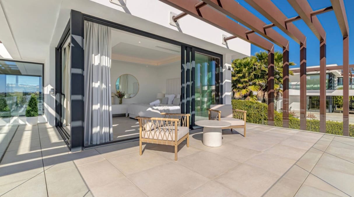 5 sovrum Villa till salu i Marbella med pool garage - 2 595 000 € (Ref: 9845116)