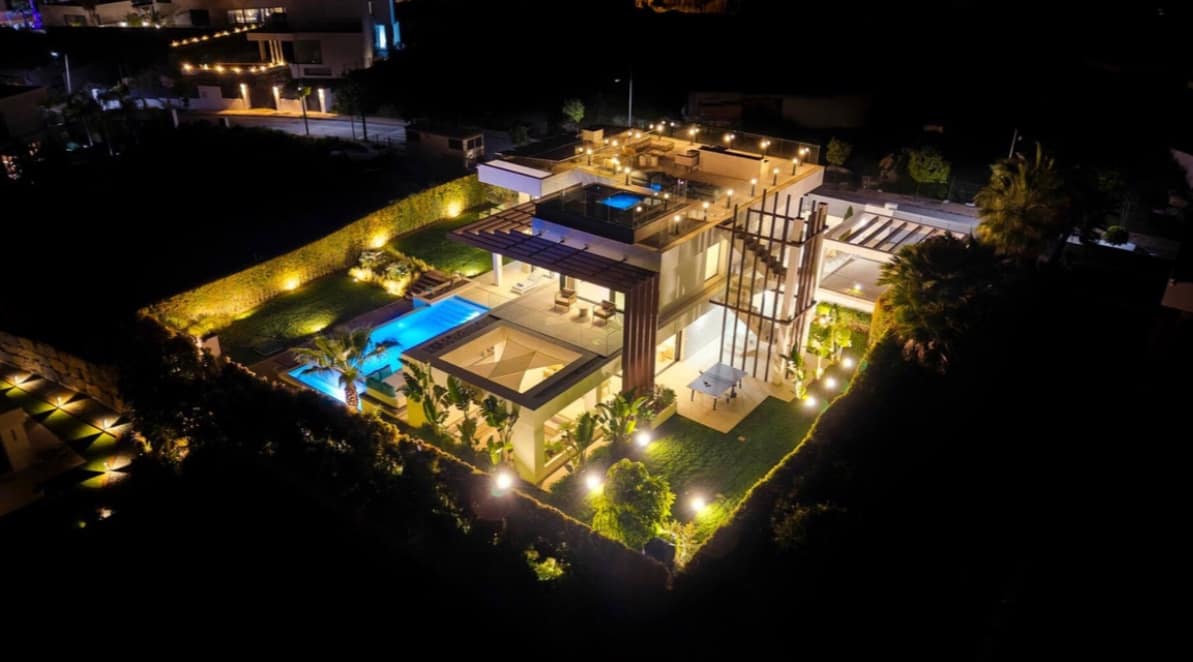 5 sovrum Villa till salu i Marbella med pool garage - 2 595 000 € (Ref: 9845116)