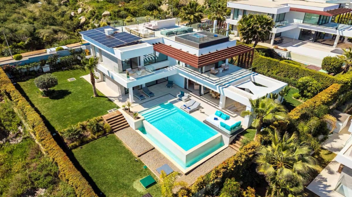 5 sovrum Villa till salu i Marbella med pool garage - 2 595 000 € (Ref: 9845116)