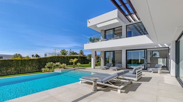 5 sovrum Villa till salu i Marbella med pool garage - 2 595 000 € (Ref: 9845116)