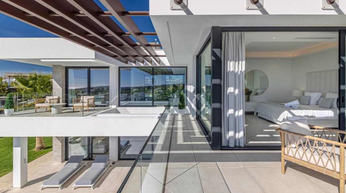 5 sovrum Villa till salu i Marbella med pool garage - 2 595 000 € (Ref: 9845116)