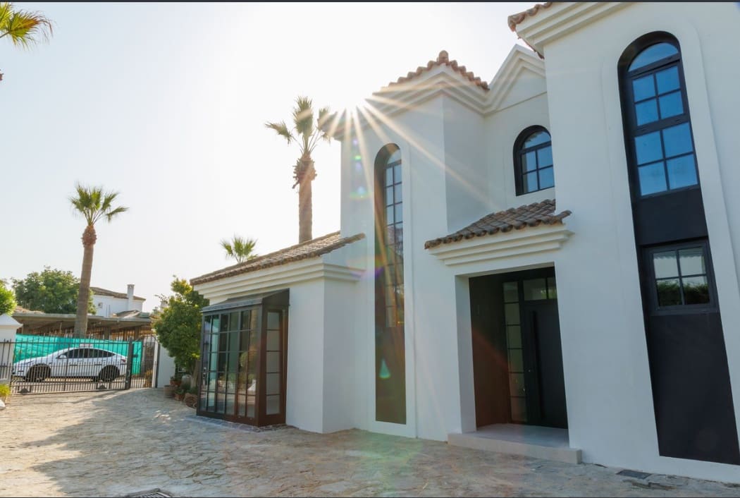 3 soveværelse Villa til salg i Sotogrande med swimmingpool garage - € 2.580.000 (Ref: 9845119)