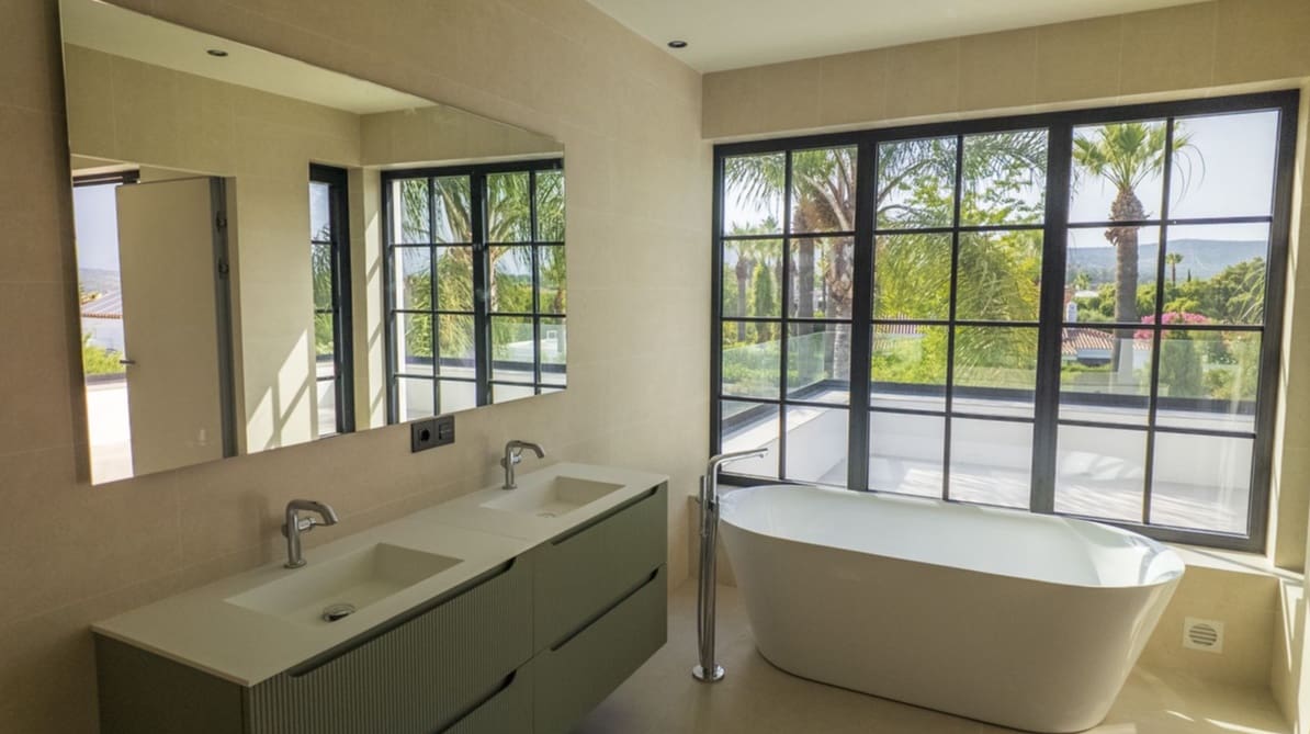 3 soveværelse Villa til salg i Sotogrande med swimmingpool garage - € 2.580.000 (Ref: 9845119)