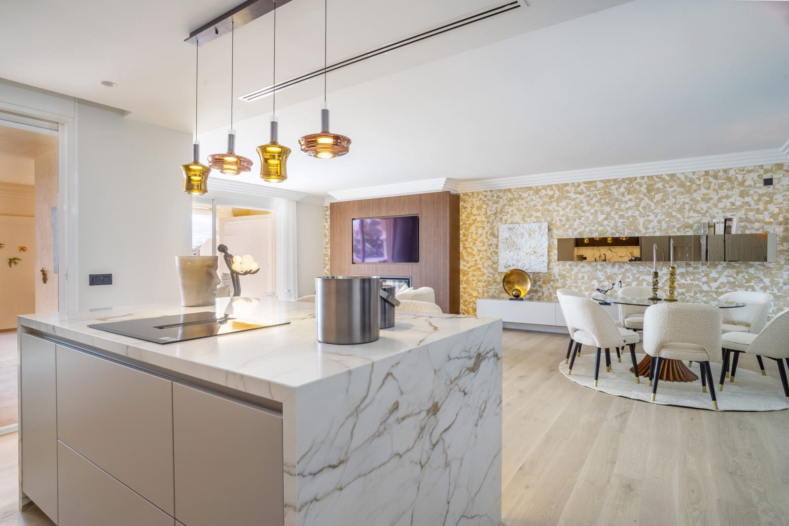 4 Zimmer Penthouse zu verkaufen in Marbella mit Pool Garage - 2.690.000 € (Ref: 9845121)