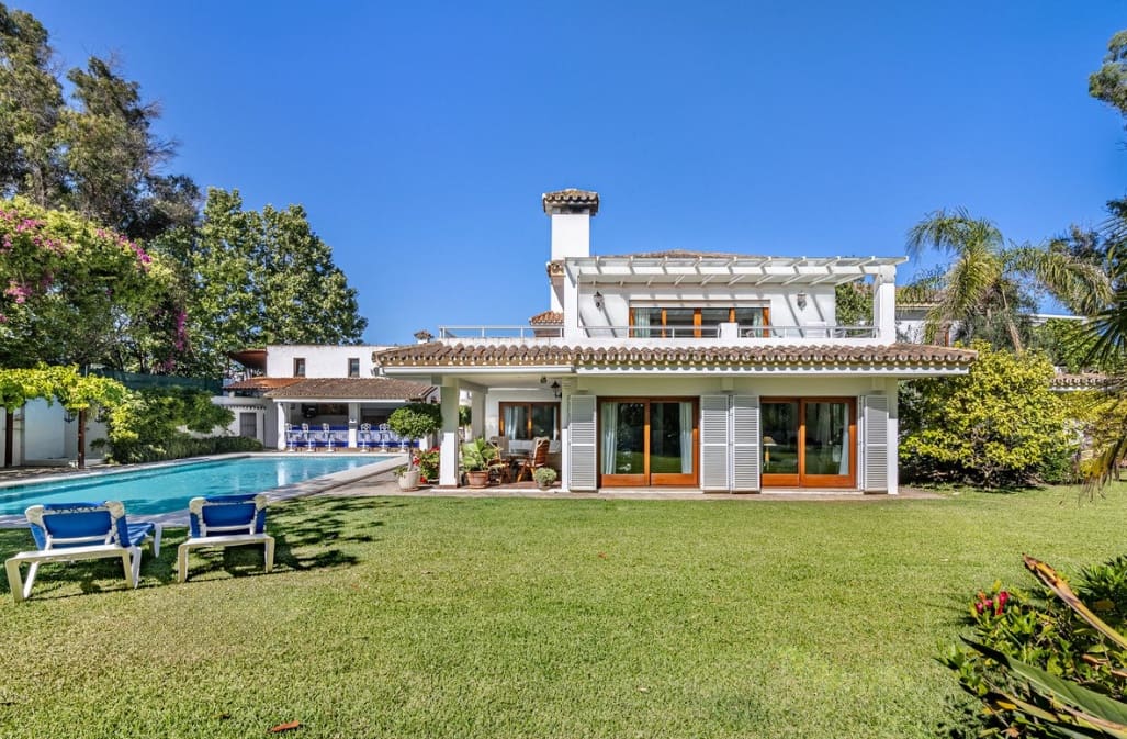 5 soveværelse Villa til salg i Marbella med swimmingpool garage - € 2.400.000 (Ref: 9845122)