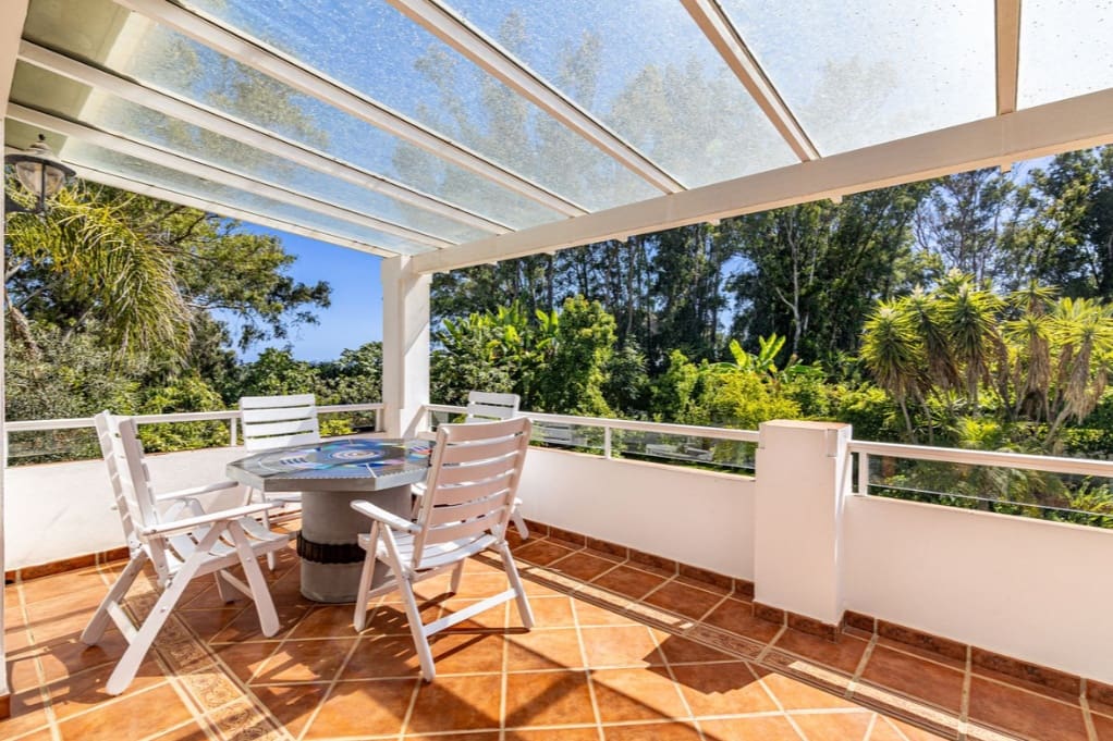 5 soveværelse Villa til salg i Marbella med swimmingpool garage - € 2.400.000 (Ref: 9845122)