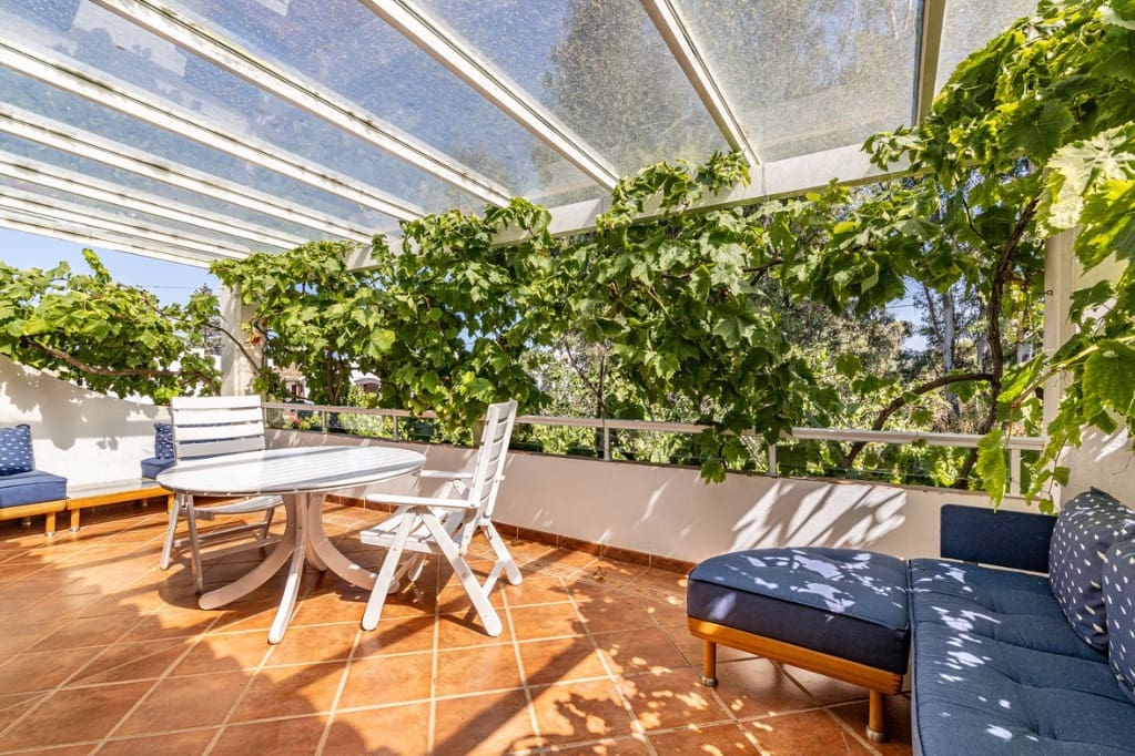 5 soveværelse Villa til salg i Marbella med swimmingpool garage - € 2.400.000 (Ref: 9845122)