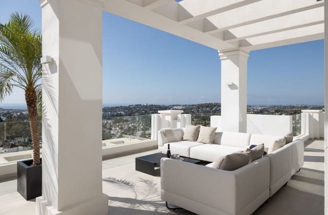 3 soverom Penthouse til salgs i Marbella med svømmebasseng garasje - € 2 890 000 (Ref: 9845123)