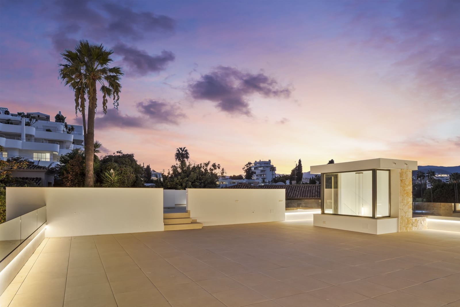 4 soveværelse Villa til salg i Marbella med swimmingpool garage - € 2.995.000 (Ref: 9845134)