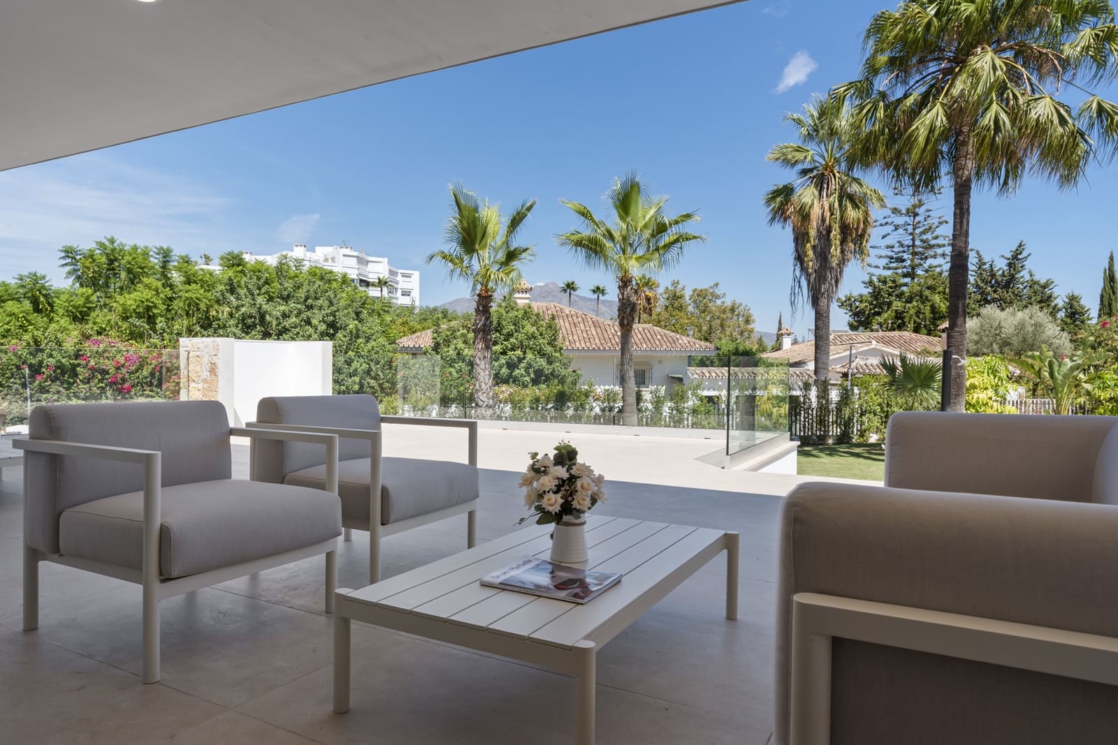 4 soveværelse Villa til salg i Marbella med swimmingpool garage - € 2.995.000 (Ref: 9845134)