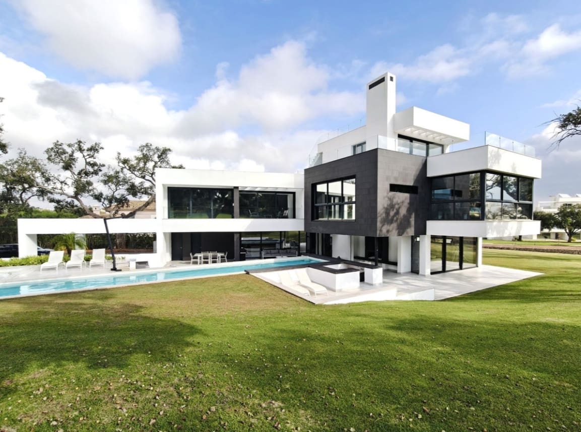 5 soveværelse Villa til salg i Sotogrande med swimmingpool garage - € 2.800.000 (Ref: 9845135)