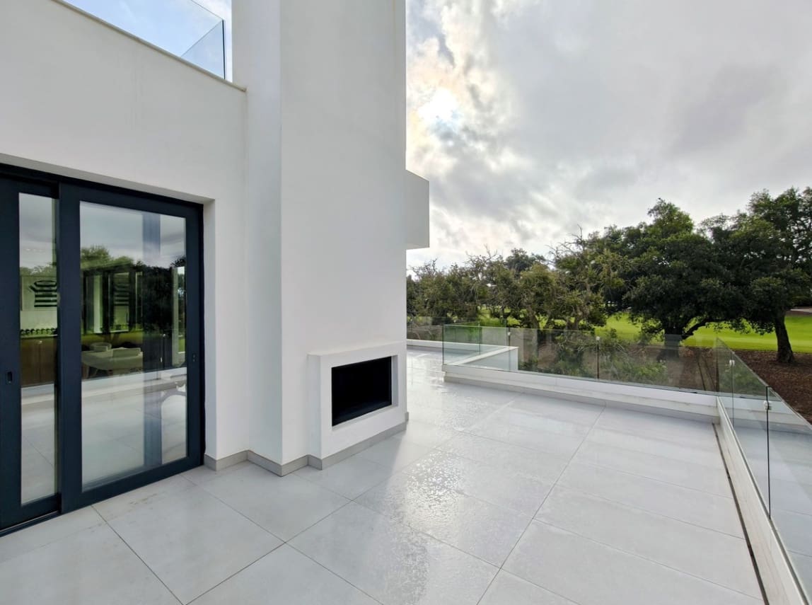5 soveværelse Villa til salg i Sotogrande med swimmingpool garage - € 2.800.000 (Ref: 9845135)