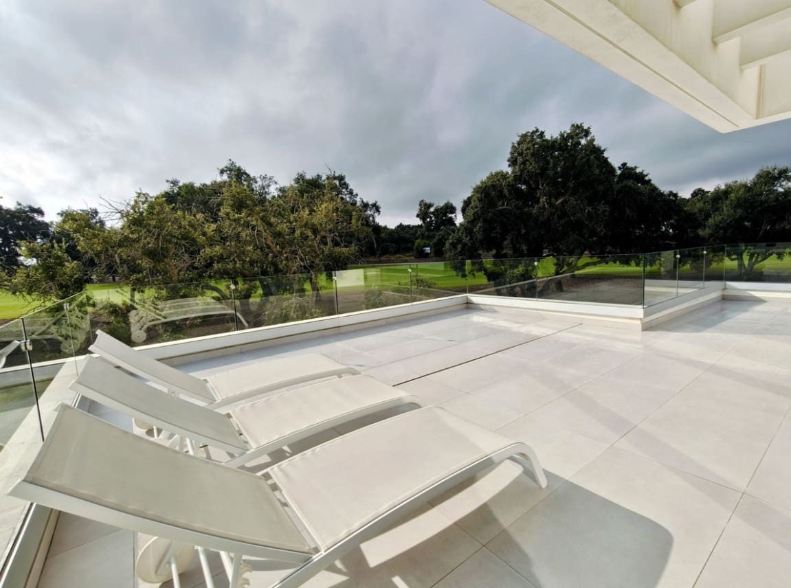 5 soveværelse Villa til salg i Sotogrande med swimmingpool garage - € 2.800.000 (Ref: 9845135)
