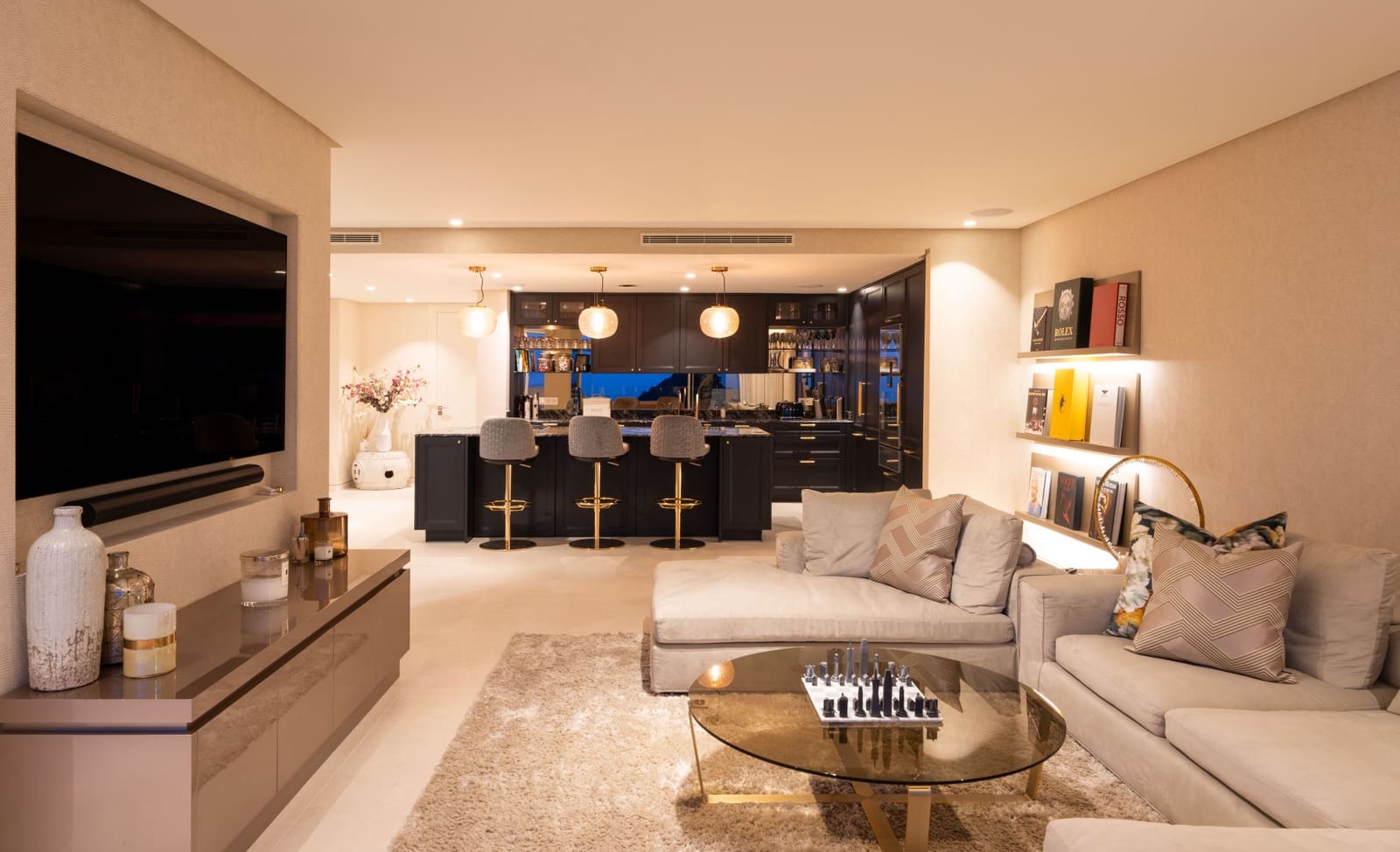3 sypialnia Apartament na sprzedaż w Marbella z basenem garażem - 2 698 000 € (Ref: 9845137)
