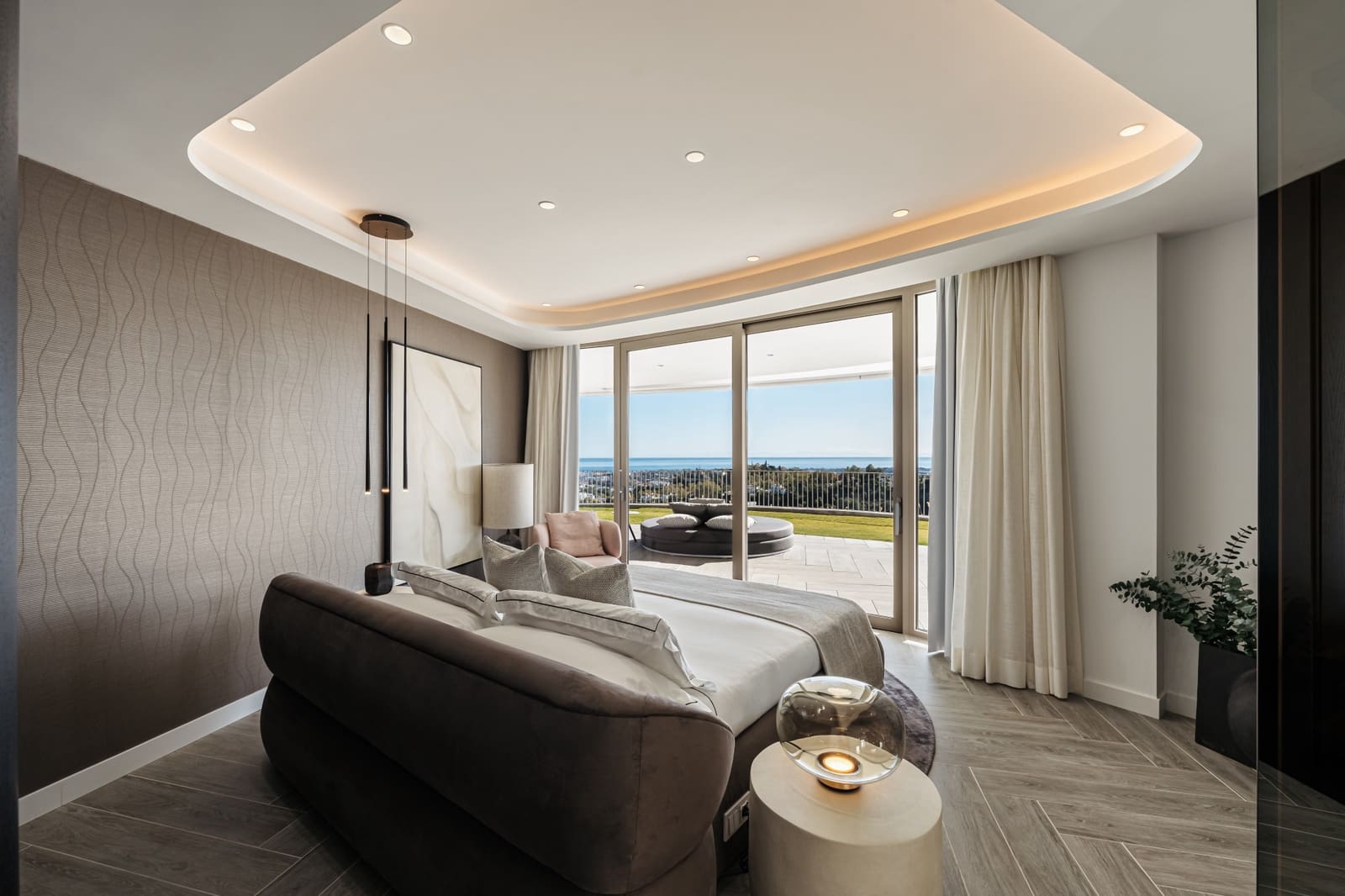 3 bedroom Apartment for sale in Benahavis with pool garage - € 2,950,000 (Ref: 9845138)
