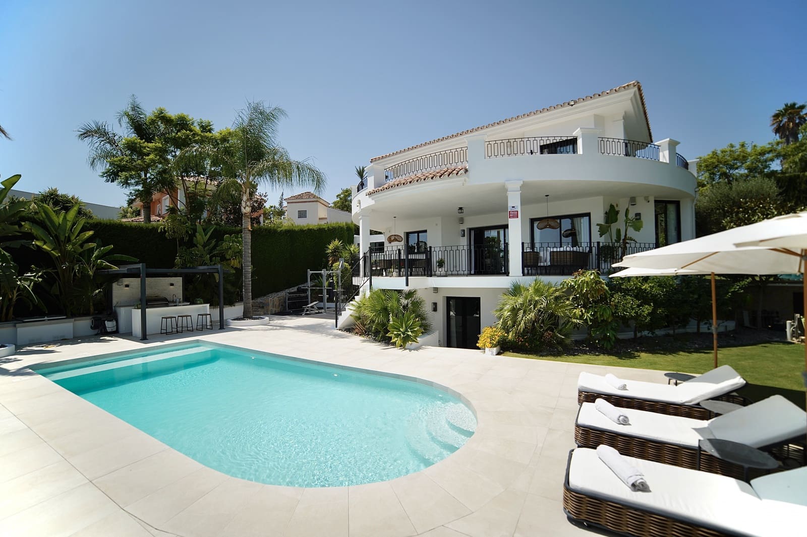 5 chambre Villa/Maison à vendre à Benahavis avec piscine garage - 2 995 000 € (Ref: 9845139)