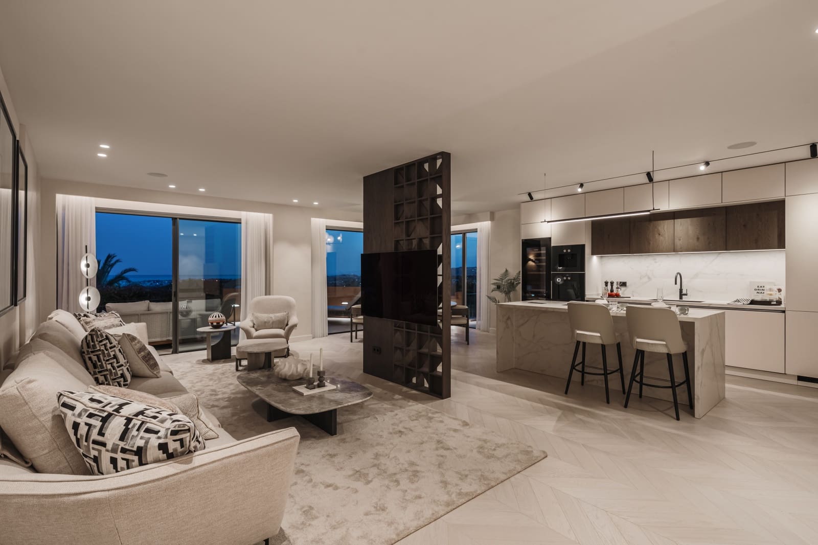4 bedroom Apartment for sale in Marbella with pool garage - € 2,975,000 (Ref: 9845140)