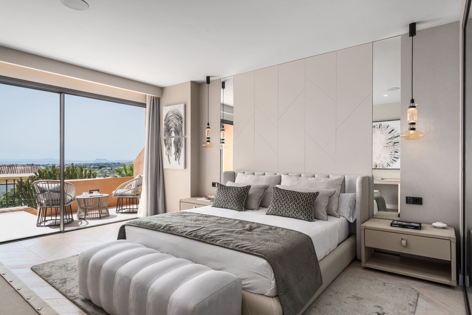 4 bedroom Apartment for sale in Marbella with pool garage - € 2,975,000 (Ref: 9845140)