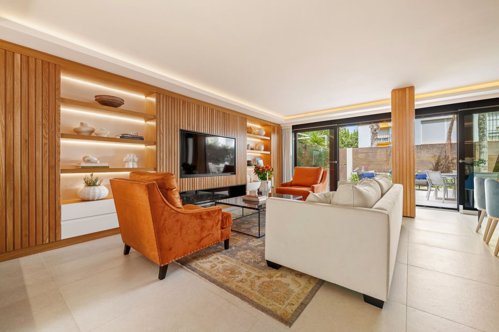4 bedroom Townhouse for sale in Marbella - € 2,895,000 (Ref: 9845146)