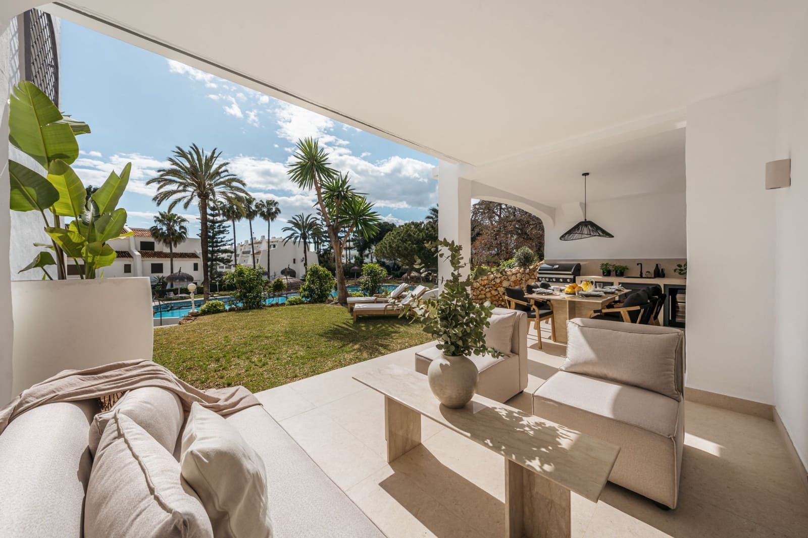 3 soveværelse Lejlighed til salg i Marbella med swimmingpool garage - € 2.750.000 (Ref: 9845154)