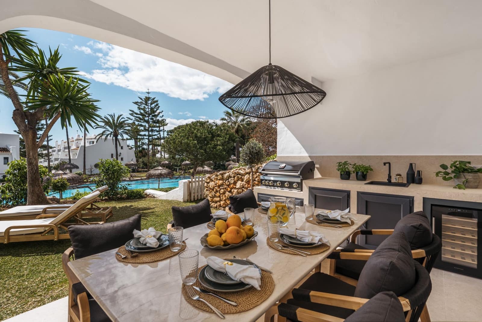 3 soveværelse Lejlighed til salg i Marbella med swimmingpool garage - € 2.750.000 (Ref: 9845154)