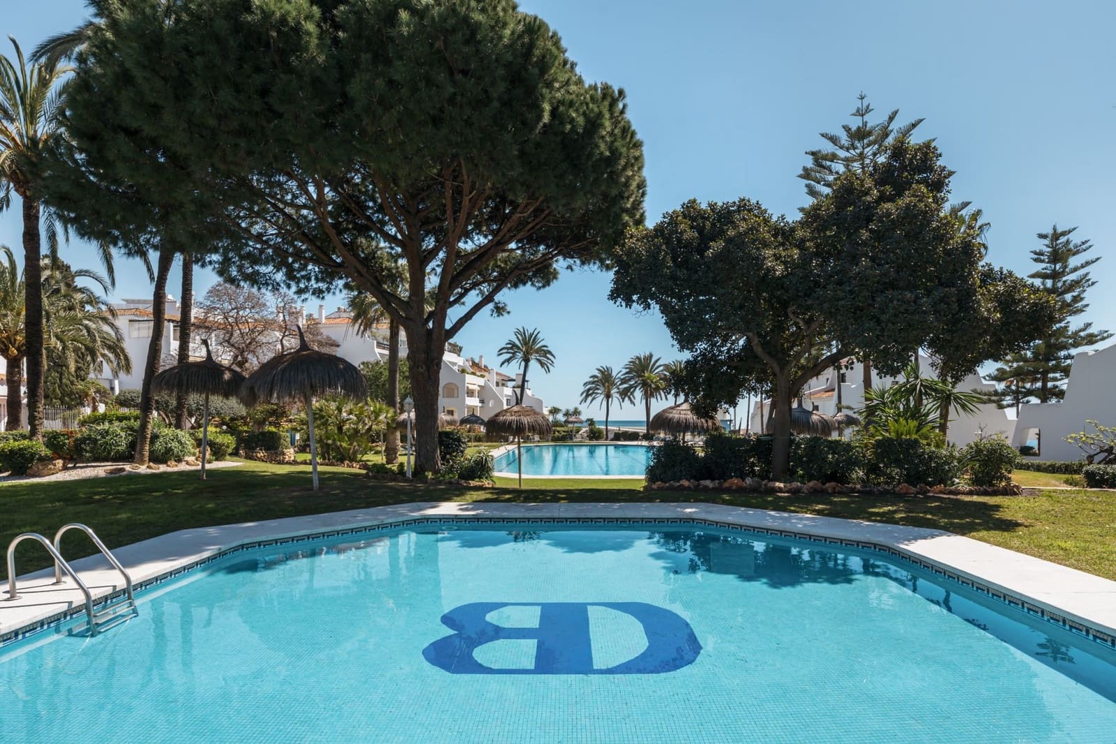 3 soveværelse Lejlighed til salg i Marbella med swimmingpool garage - € 2.750.000 (Ref: 9845154)
