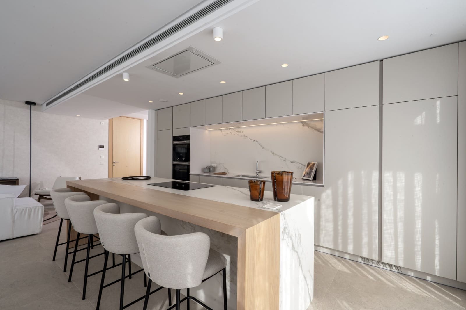 4 slaapkamer Penthouse te koop in Marbella met zwembad garage - € 2.945.000 (Ref: 9845160)