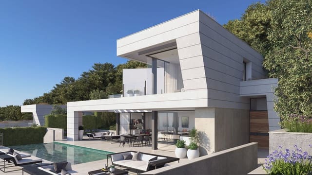 4 soverom Villa til salgs i Pinares de San Antón, Málaga by med svømmebasseng garasje - € 2 750 000 (Ref: 9845161)