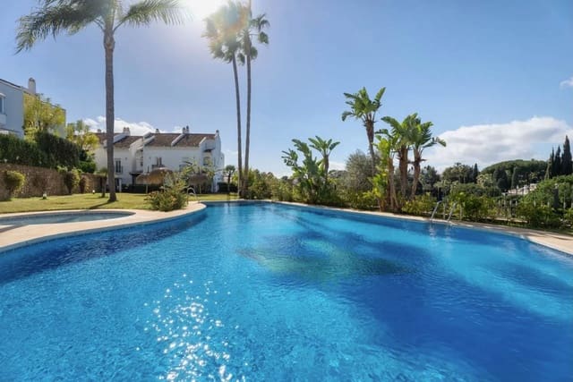 3 soveværelse Byhus til salg i Golden Mile, Marbella med swimmingpool garage - € 1.495.000 (Ref: 9845162)