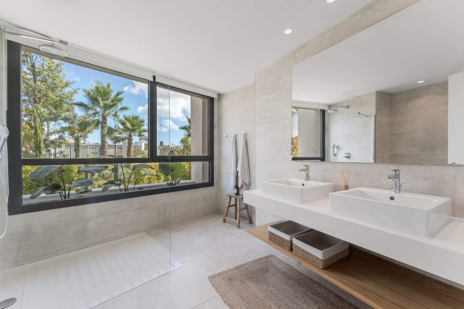 4 quarto Apartamento para venda em Marbella com piscina garagem - 1 495 000 € (Ref: 9845165)