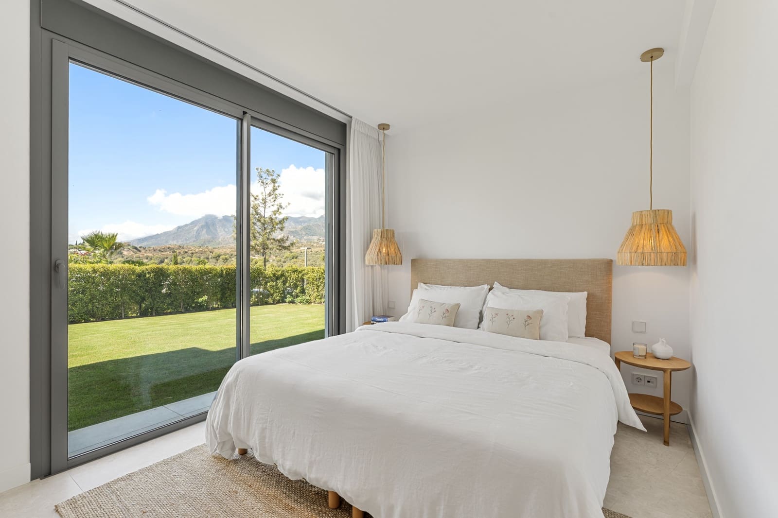4 quarto Apartamento para venda em Marbella com piscina garagem - 1 495 000 € (Ref: 9845165)