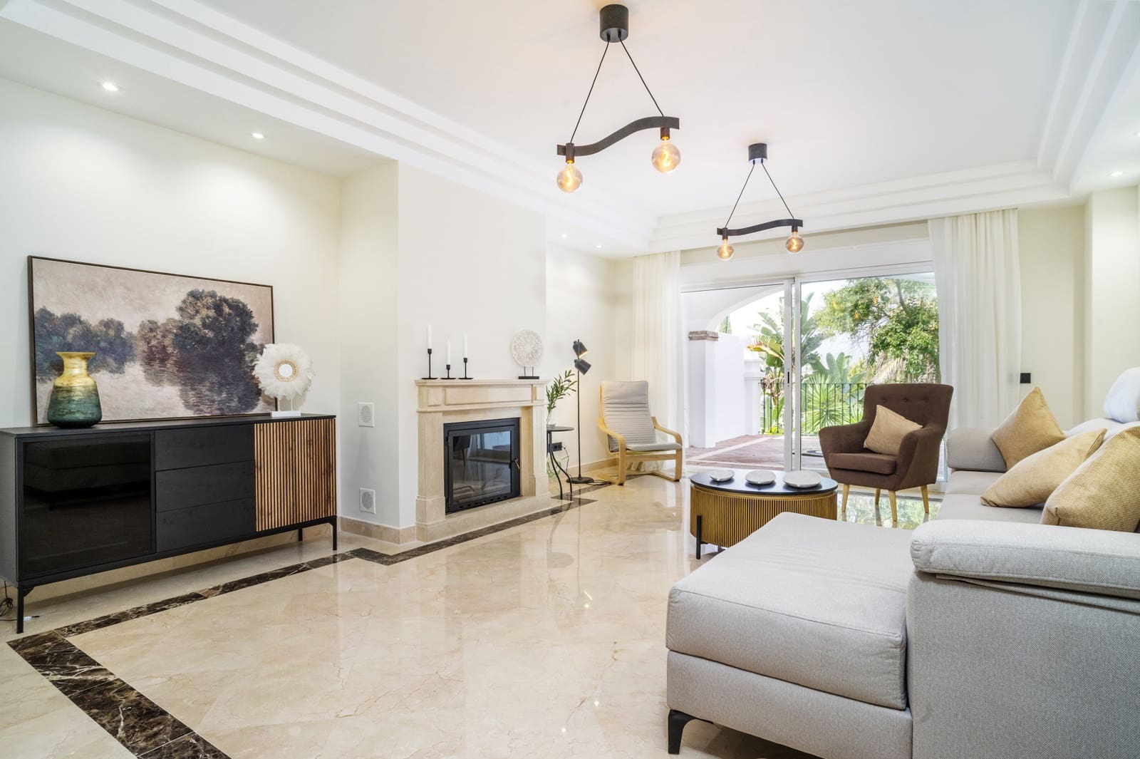 3 bedroom Apartment for sale in Golden Mile with pool garage - € 1,020,000 (Ref: 9845166)